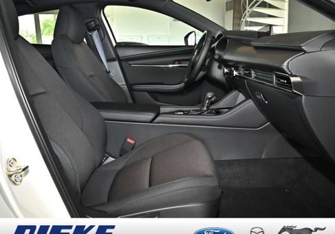 Mazda 3, 2025
