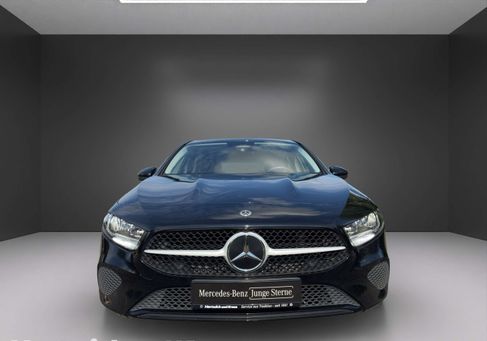 Mercedes-Benz A 180, 2023