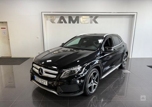 Mercedes-Benz GLA 200, 2015