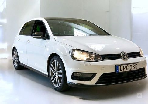 Volkswagen Golf, 2015