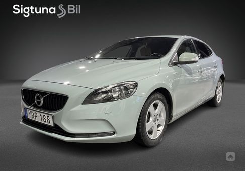 Volvo V40, 2018