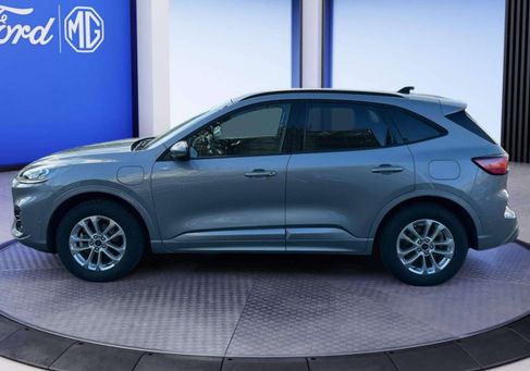 Ford Kuga, 2022