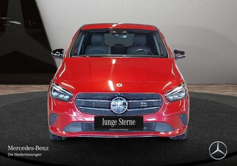 Mercedes-Benz B 250, 2022