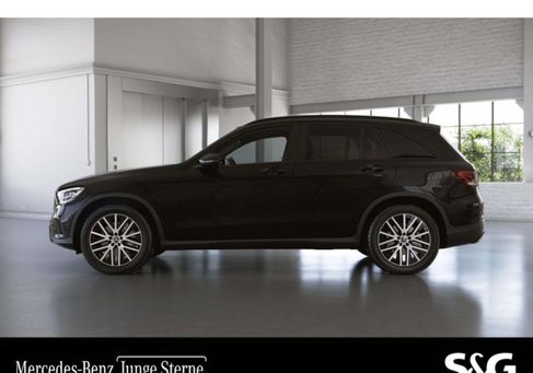 Mercedes-Benz GLC 200, 2022 3