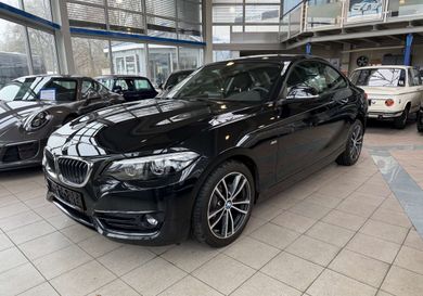 BMW 218, 2017