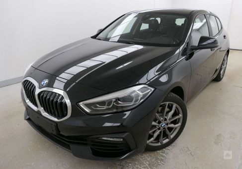 BMW 120, 2024