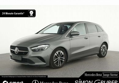 Mercedes-Benz B 180, 2025