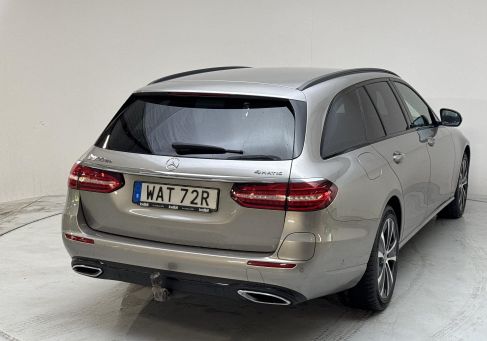 Mercedes-Benz E 300, 2023 3