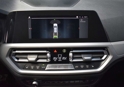 BMW 318, 2021