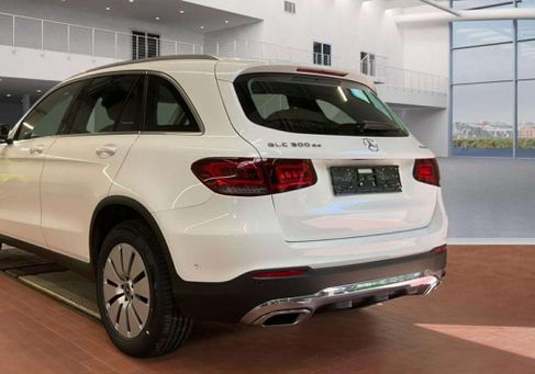 Mercedes-Benz GLC 300, 2021