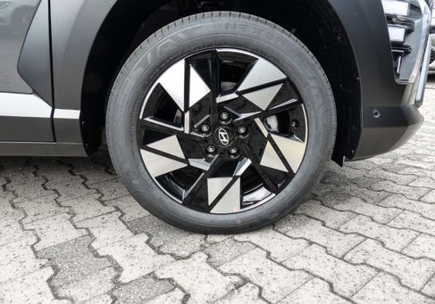 Hyundai Kona, 2025 3