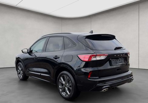 Ford Kuga, 2022