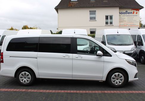 Mercedes-Benz V 220, 2022