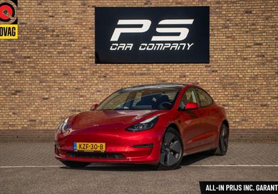 Tesla Model 3, 2021
