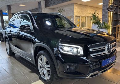Mercedes-Benz GLB 200, 2021