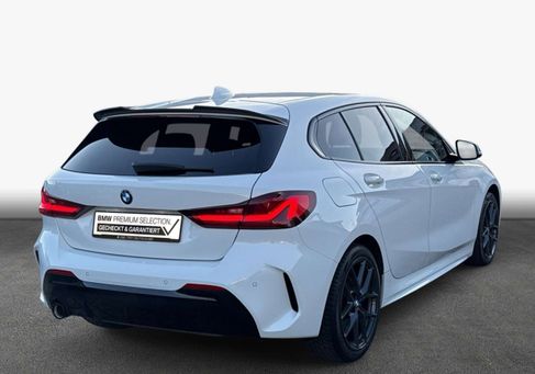 BMW 118, 2021