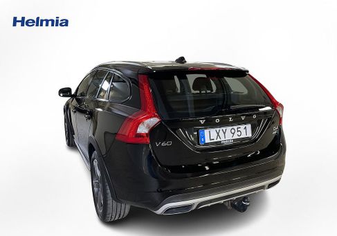 Volvo V60 Cross Country, 2016
