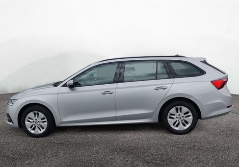 Skoda Octavia, 2023 3