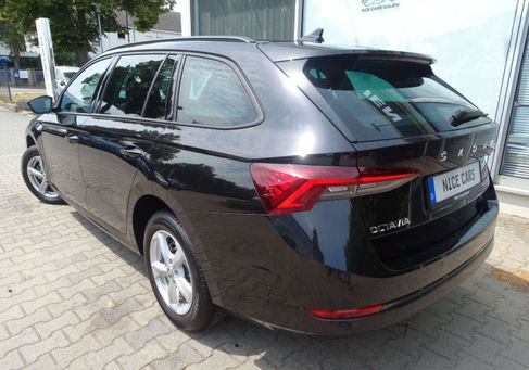 Skoda Octavia, 2023 3