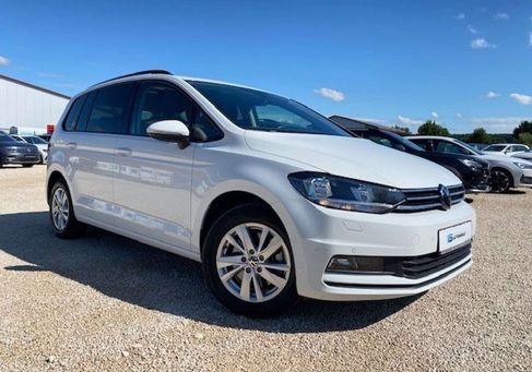 Volkswagen Touran, 2022