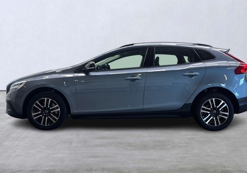 Volvo V40 Cross Country, 2019