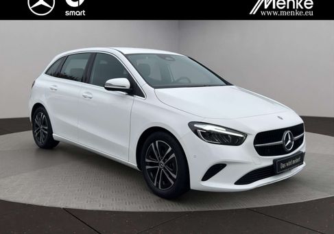 Mercedes-Benz B 180, 2024