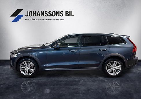 Volvo V60 Cross Country, 2022