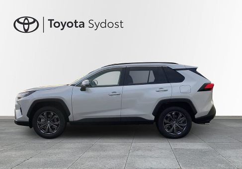 Toyota RAV 4, 2025 3
