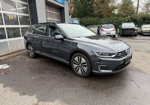 Volkswagen Passat, 2018