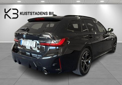 BMW 330, 2023