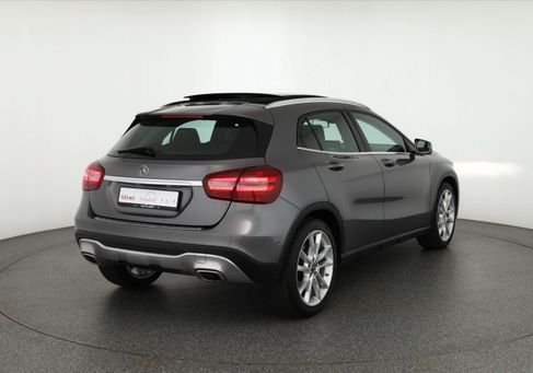 Mercedes-Benz GLA 250, 2017