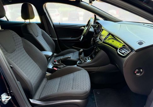 Opel Astra, 2018