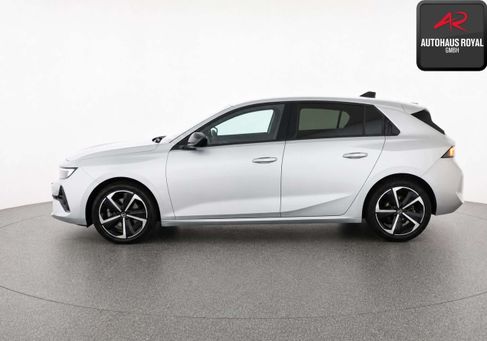 Opel Astra, 2024