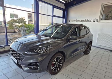 Ford Kuga, 2022