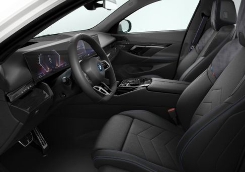 BMW 550, 2027