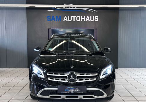 Mercedes-Benz GLA 200, 2018 3