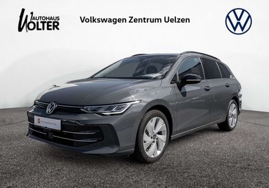 Volkswagen Golf, 2024