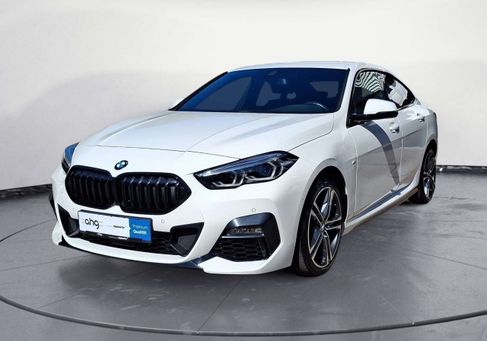 BMW 218, 2022 2
