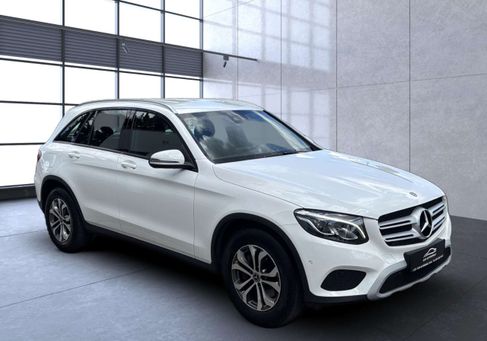 Mercedes-Benz GLC 220, 2018 3