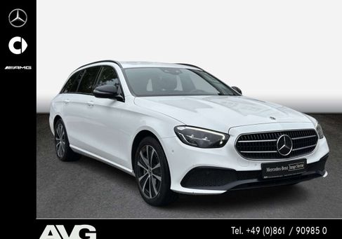 Mercedes-Benz E 300, 2022 2