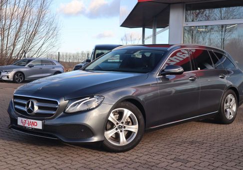 Mercedes-Benz E 200, 2017