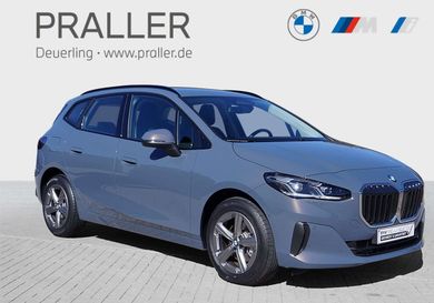 BMW 220, 2025
