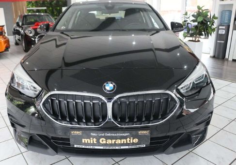 BMW 218, 2023