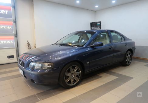 Volvo S60, 2004