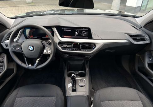 BMW 116, 2023