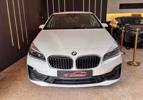 BMW 225, 2019