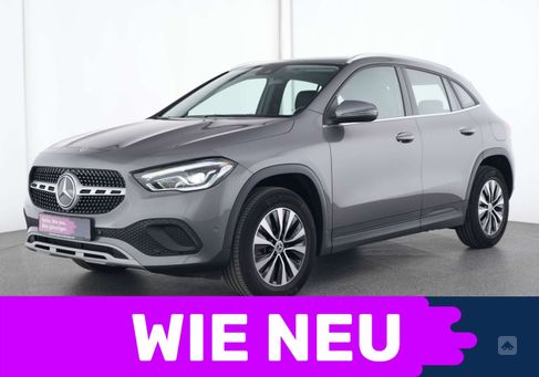 Mercedes-Benz GLA 180, 2022