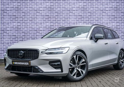 Volvo V60, 2024