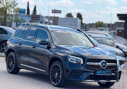 Mercedes-Benz GLB 200, 2021