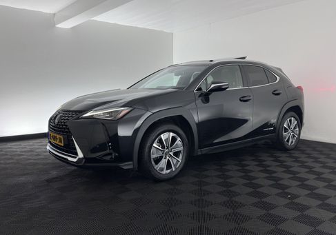 Lexus UX, 2020 3